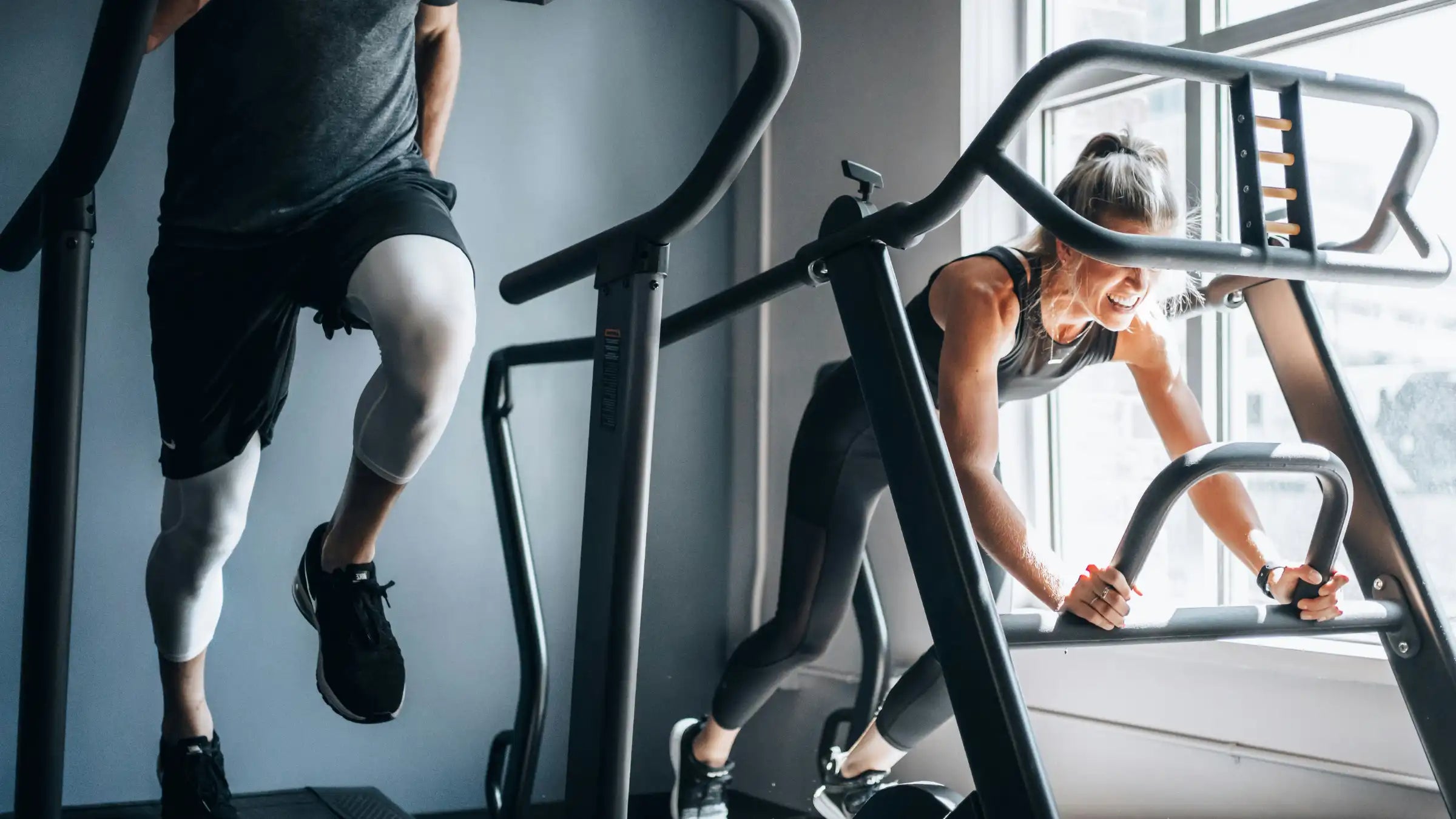 Sportliches Paar beim Workout
